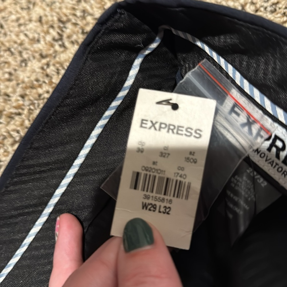 Express Innovator Pants - Picture 2 of 4